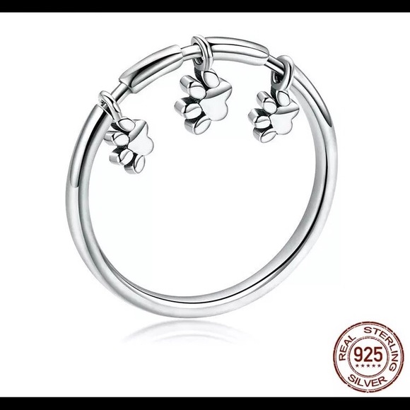 Jewelry - 🆕 Dainty Dangling Paw 🐾 925 Sterling Silver